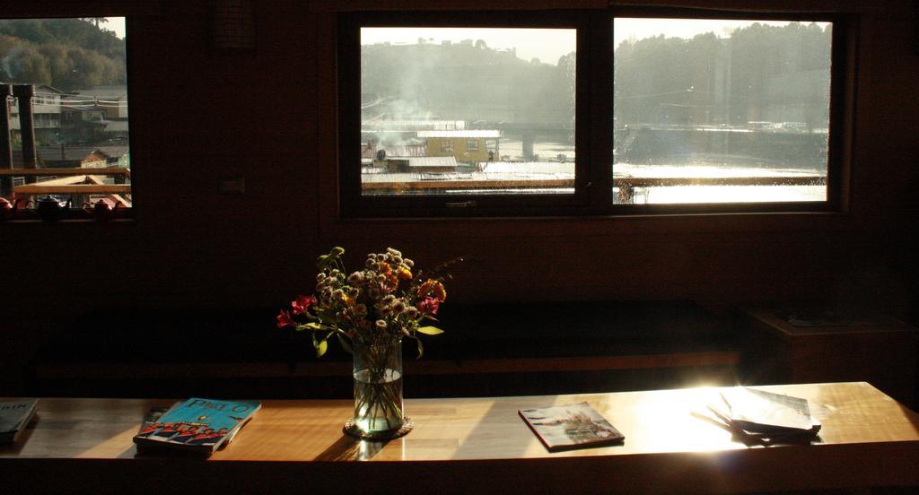 Palafito 1326 Hotel Boutique Chiloe Кастро Экстерьер фото